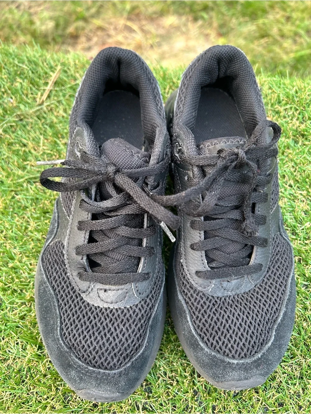 Nike Men's Air Max System Black Running Shoes, DM9537-004 , kid Size 4 1/2